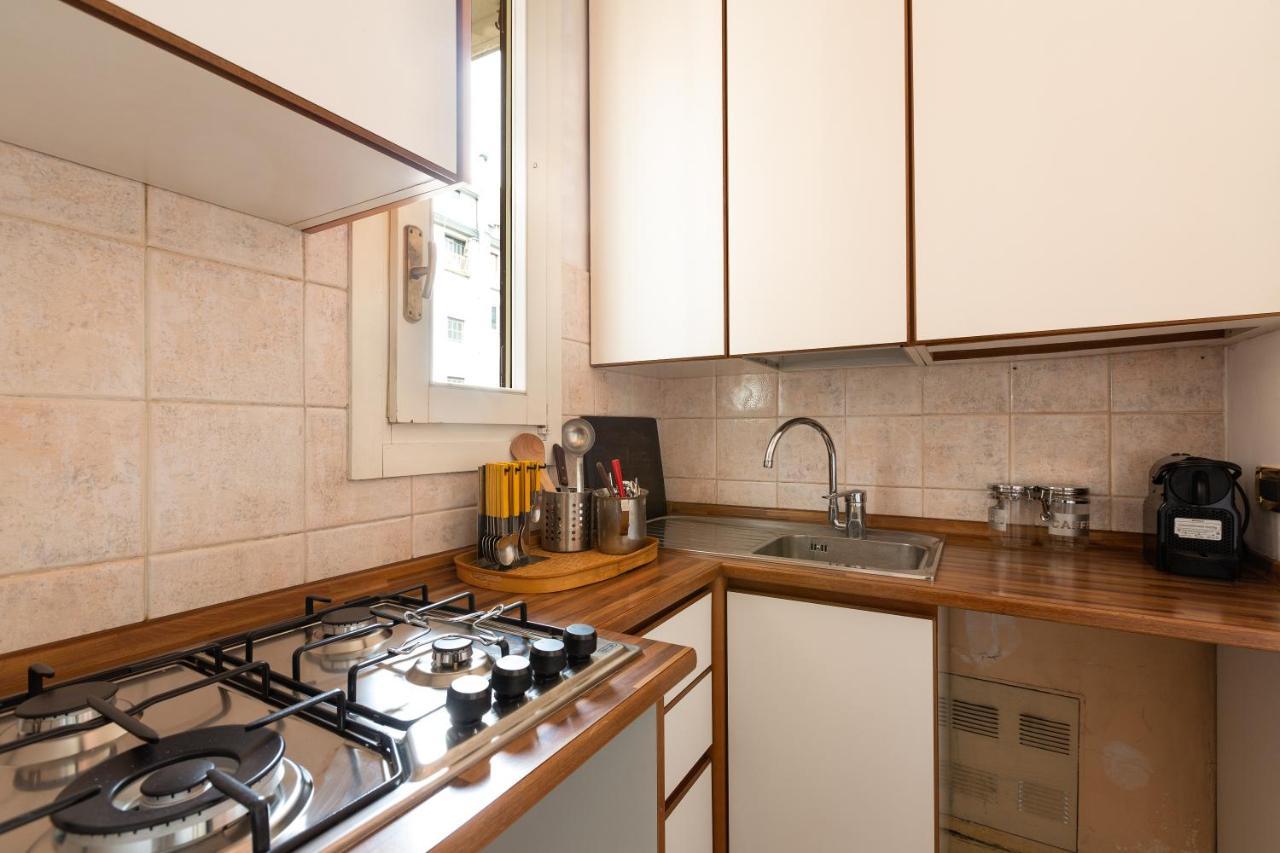 Cozy Apt With Balcony - Porta Romana District ミラノ エクステリア 写真