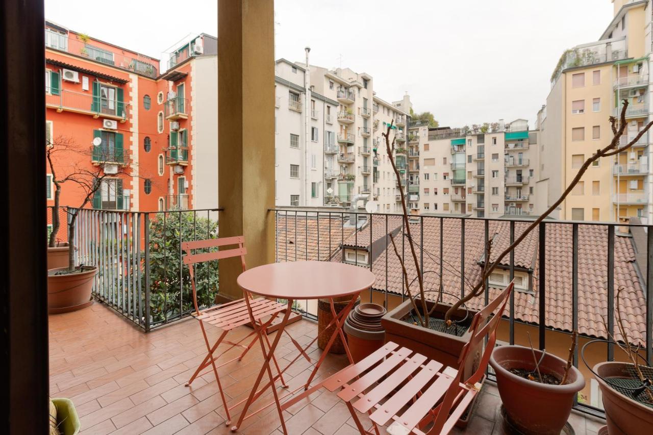Cozy Apt With Balcony - Porta Romana District ミラノ エクステリア 写真